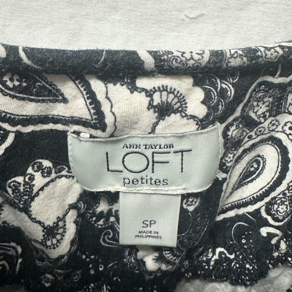 LOFT Petite Small Empire Waist Paisley Dress – Ruffle Hem, Strappy